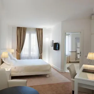 מלון Maison | Esperienze