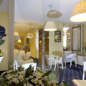 Hotel My, Milaan