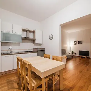 Apartman Manzoni House
